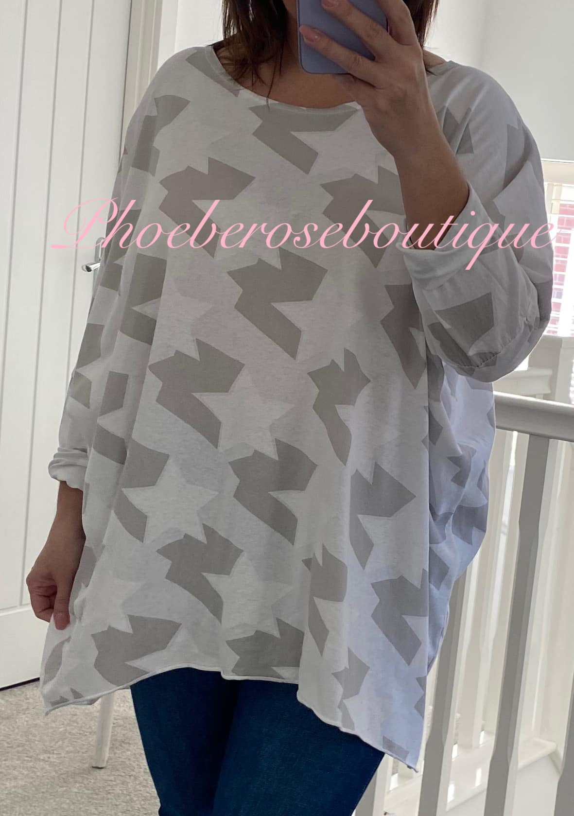 Contrast Star Print Loose Fit Tunic/Top - White