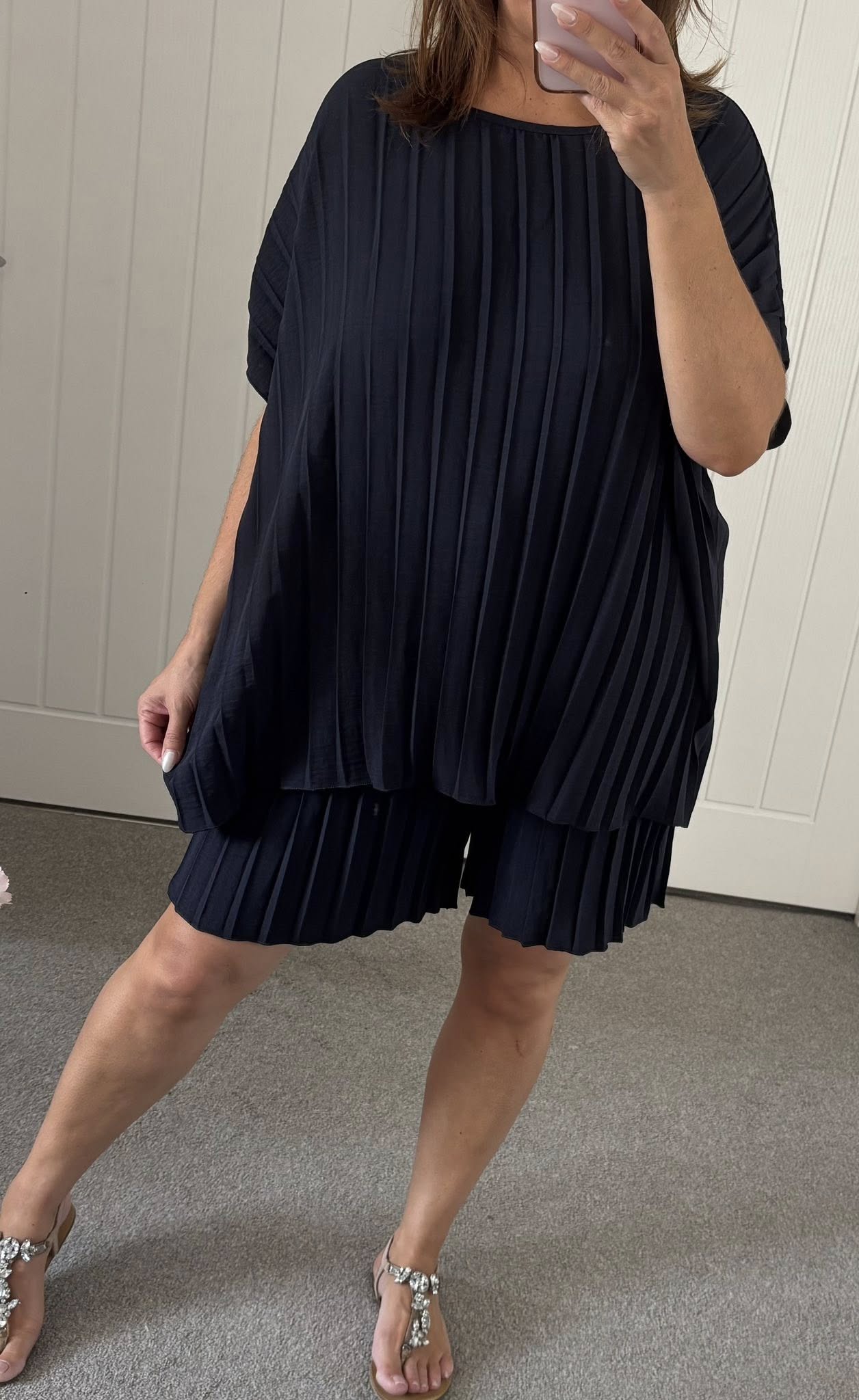Pleat Short Loose Fit Co-Ord - Navy